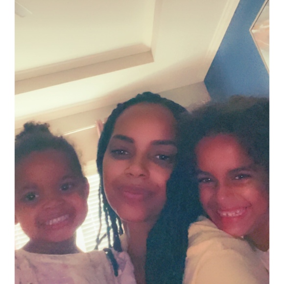 Meet your Posher, Crystal - Picture 1 of 1